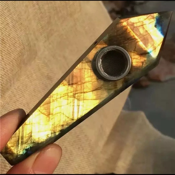 Crystal - Picture 4 of 5